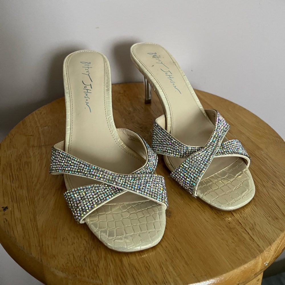 Cute Class Heel